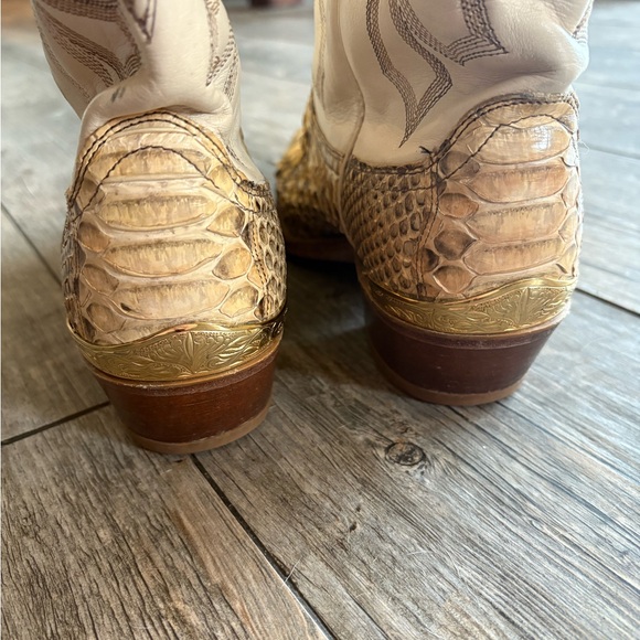 Dan Post Vintage Cowboy Boots with Python Snakeskin - Picture 4 of 5